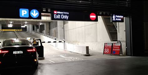 secure parking near circular quay.